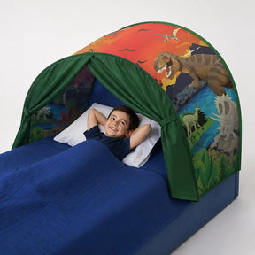 Cabana infantil com estampa de dinossauros para cama, confortável e segura, perfeita para momentos de sono e brincadeira
