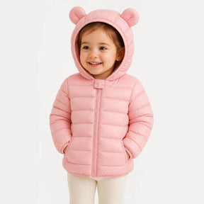 Casaco acolchoado rosa com capuz ursinho, quentinho e prático, ideal para combinar com conjunto de moletom infantil