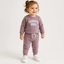 Conjunto de moletom infantil com estampa de letras, cintura elástica e toque macio ideal para o outono