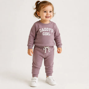 Conjunto de moletom infantil com estampa de letras, cintura elástica e toque macio ideal para o outono
