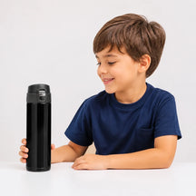 Garrafa térmica infantil inox antivazamento para escola prática e segura, conforto para o dia a dia