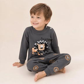 Conjunto de moletom infantil cinza com estampa de leão em algodão macio conforto e estilo para noites e brincadeiras